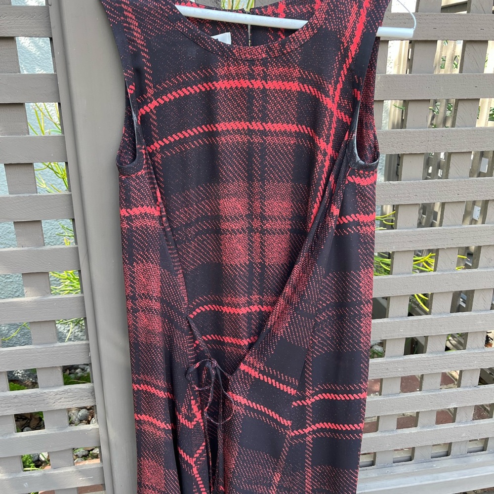 Alexander McQueen Red and Black Smocked Tie Front Mini Sundress